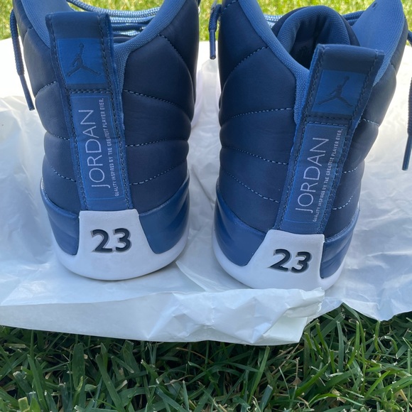 jordan retro 12 mens size 10.5